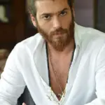 معرفی و دانلود رمان سرگشته اثری از عاطفه محمودی فرد معرفی و دانلود رمان سرگشته اثری از عاطفه محمودی فرد